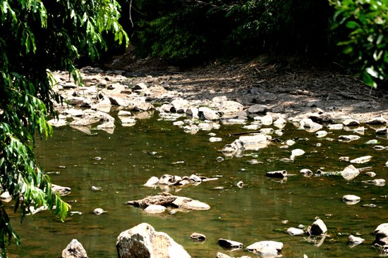 Foto do Rio Atibaia passando por Sousas