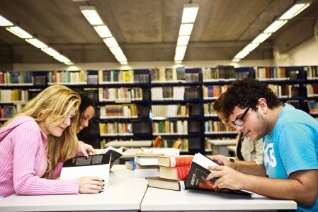 biblioteca016-22
