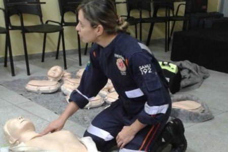 treinamento_em_enfermagem_no_samu