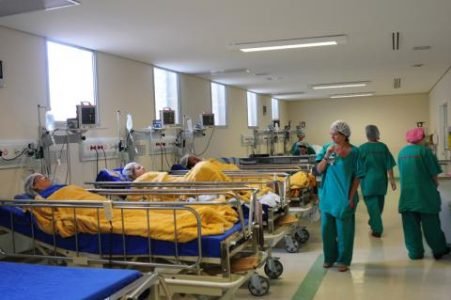 Hospital-José-Aristodemo-Pinotti---Caism----bloco-operatório---20032012-(scarpa)-DSC_6678