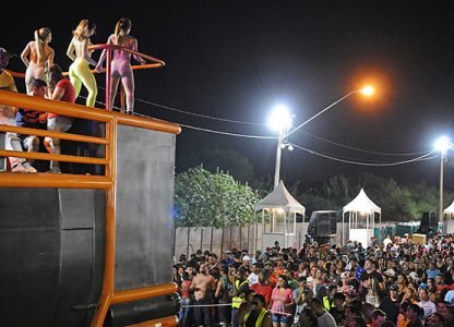 1a2ef71e07698bf2dfb3bc2aed0f939b