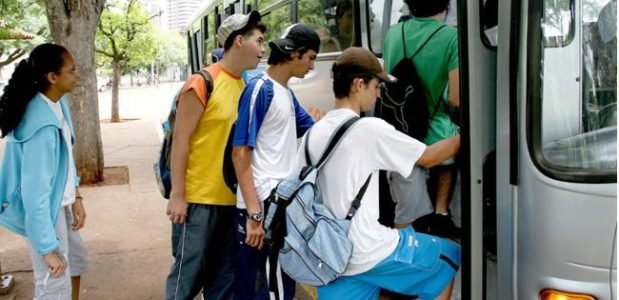Por mês, os estudantes beneficiados terão direito a 48 viagens gratuitas, não cumulativas