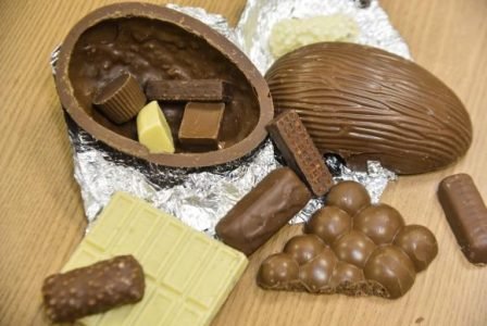 Fiscais vão conferir quantidade de chocolate e segurança do brinquedo dentro do produto