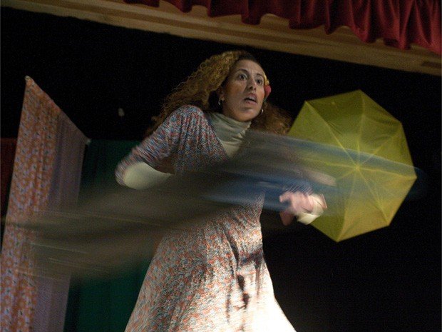 Coletivo Joaquina e conta a história de uma menina, navegando pela cultura popular