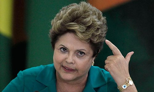 Presidente Dilma Rousseff vive ameaça de impeachment
