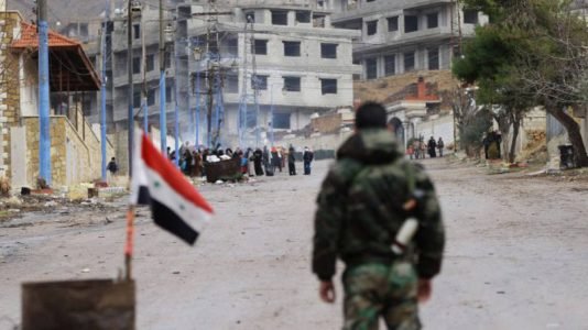 Regime sírio: a trégua, em vigor desde sábado (27), não abrange os combates contra o grupo extremista Estado Islâmico