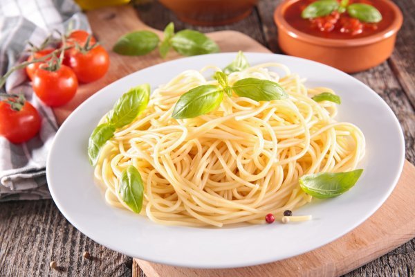 espaguetti_laranja_gastronomia