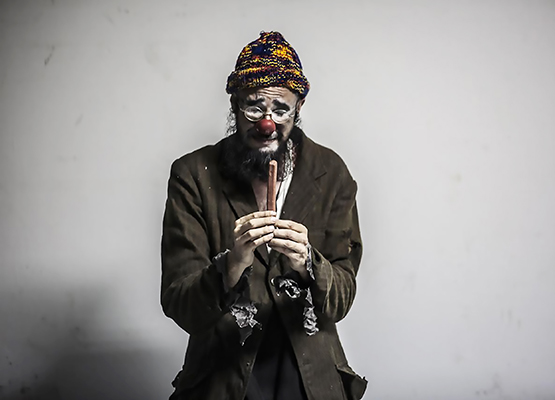 Ator em Circo da Miséria