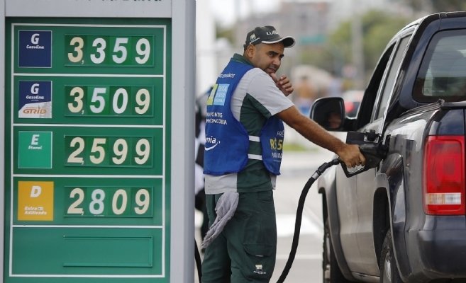 posto-combustiveis-gasolina-etanol-alcool