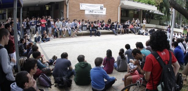 desocupacao-unicamp-reitoria-alunos