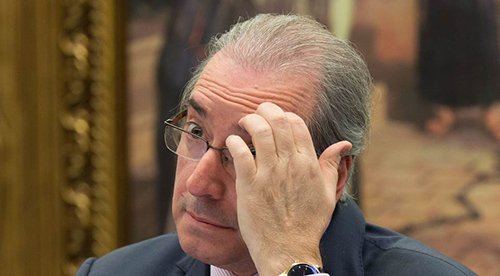 Eduardo Cunha questiona decisão do Conselho de Ética que aprovou a cassação de seu mandato