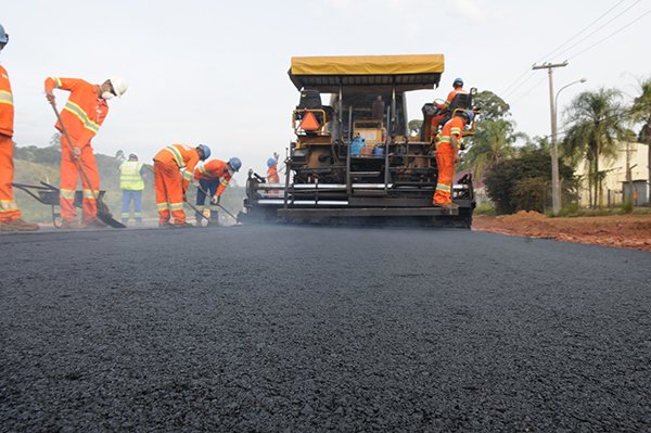 pavimentacao-rota-das-bandeiras-anel-viario-magalhaes-teixeira