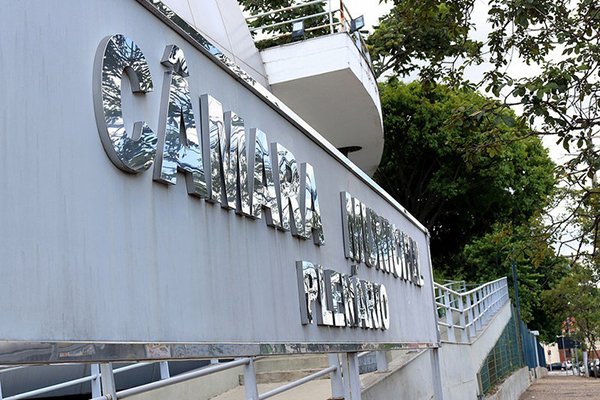 plenario-camara-restricao-propaganda-politica