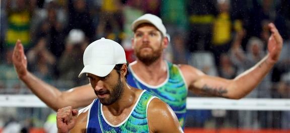 Alison e Bruno vencem italianos por 2 sets a 0