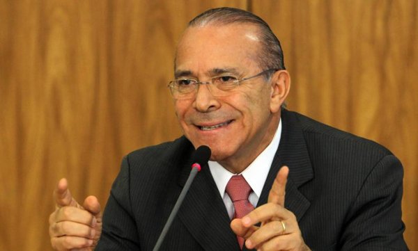 Eliseu Padilha, foi aplaudido ao dizer   que o desenvolvimento Agrário voltará a ser um ministério.