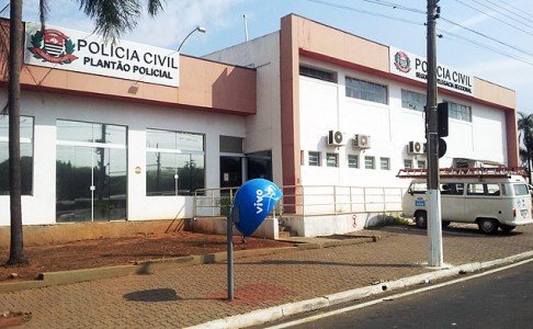 Estado sabe que empresa não está pagando faxineiras.(Foto: Venceslau Borlina Filho/Folhapress)