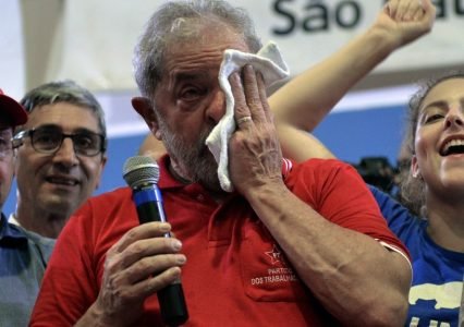 lula-chora