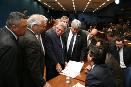 camprev-prefeitura-camara-salarios