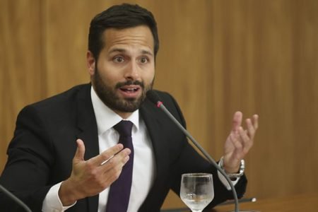 Brasília - O ministro da Educação, Mendonça Filho, e o Secretário Nacional de Cultura, Marcelo Calero, durante coletiva. (Fabio Rodrigues Pozzebom/Agência Brasil)