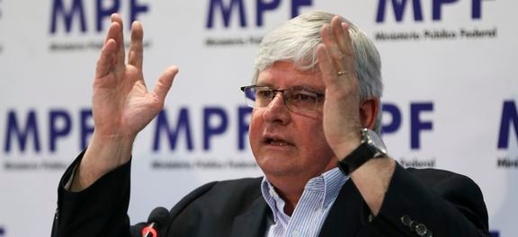 Brasília - O procurador-geral da República, Rodrigo Janot, durante entrevista coletiva para apresentar os resultados de gestão do primeiro ano de seu segundo mandato. (Marcelo Camargo/Agência Brasil)