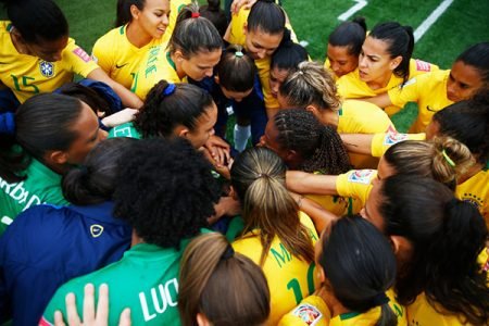 jogo-amizade-brasil-colombia