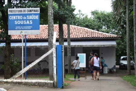 Devido a vacinação em área rural no final de semana, as vacinas estão em falta. 