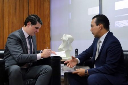 Bill se reuniu com presidente da Alesp, deputado estadual Cauê Macris, para discutir projeto