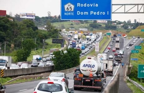 Rota das Bandeiras faz aplicação de microrrevestimento em alças de acesso do dispositivo