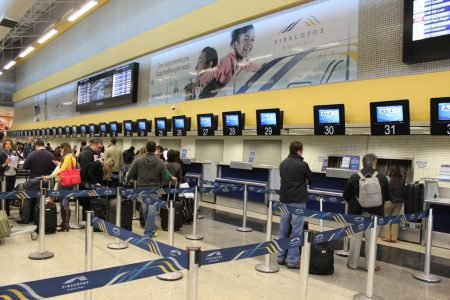 A operação conta com incremento no número de colaboradores, como atendimento aos passageiros, segurança e limpeza