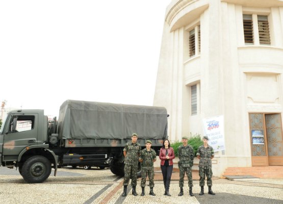 exercito campanha do agasalho