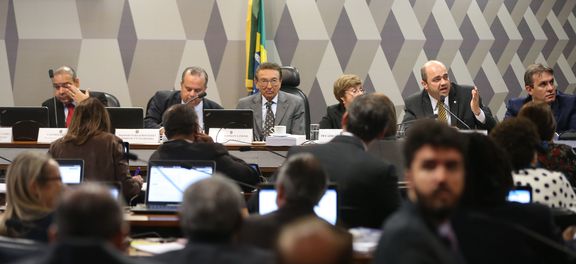 Brasília - A ministra do TST, Delaide Alves Miranda, o procurador-geral do Trabalho, Ronaldo Curado Fleury e o juíz do Trabalho Rodrigo Dias participam de audiência na CCJ do Senado sobre a reforma trabalhista (Antonio Cruz/Agência Brasil)