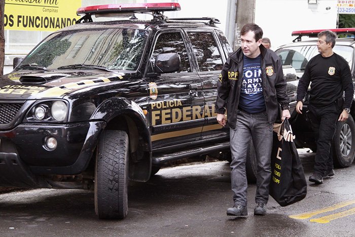 Polícia Federal e MP fazem operação contra crimes previdenciários