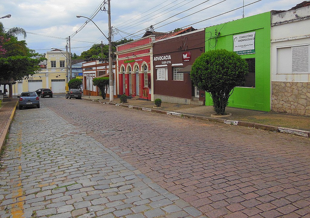 O UrbanizARTE é uma ação do Programa FEAC Arte e Cultura, da Fundação FEAC. Será realizada sábado dia 16, na escola Thomas Alves.