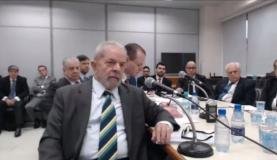 Para receber o ex-presidente, foi montado um esquema de segurança parecido com o do primeiro depoimento, que aconteceu em maio, porém, prevendo um número menor de manifestantes.