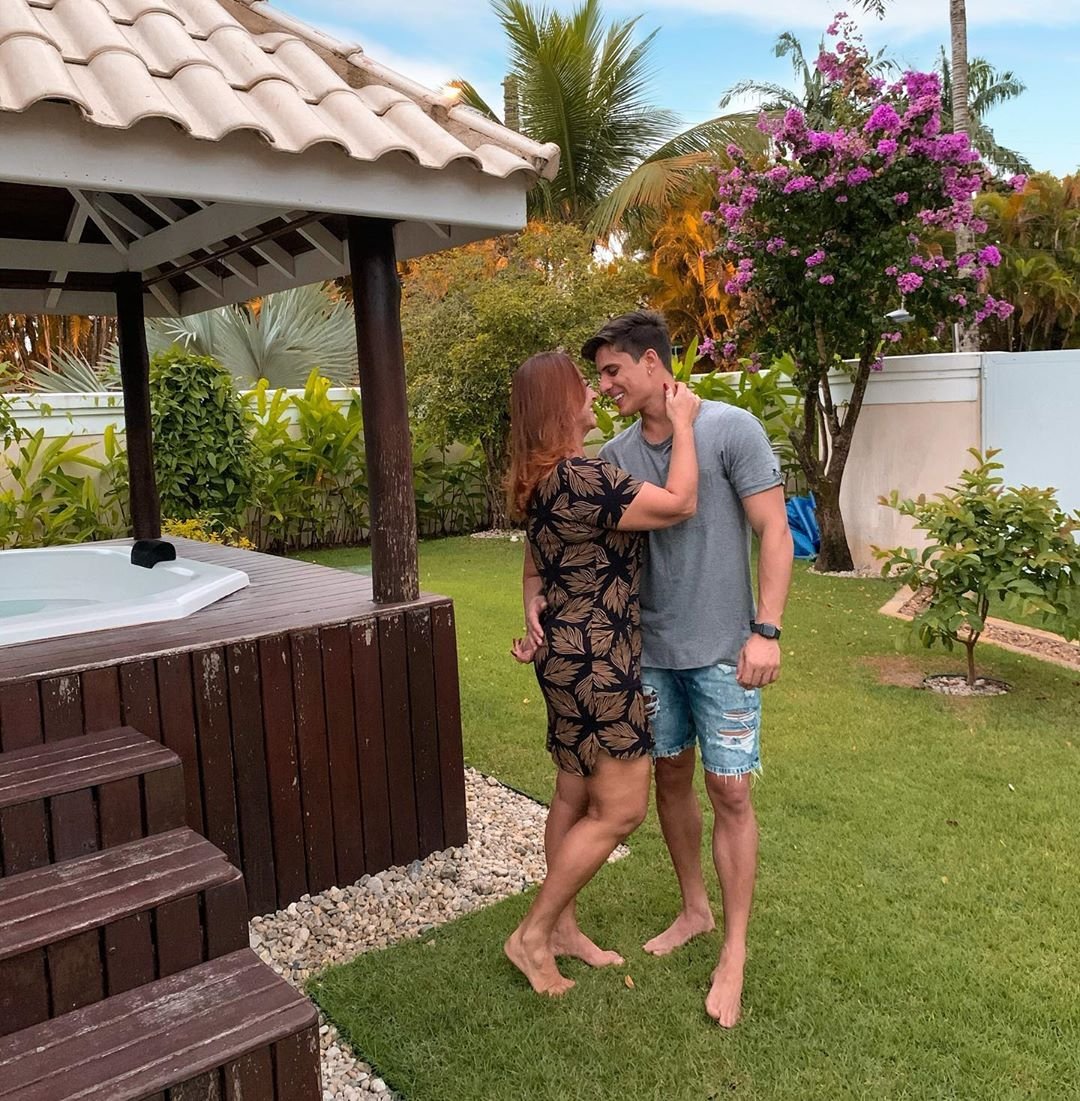nadine-tiago-neymar-sugar-mommy-meupatrocinio
