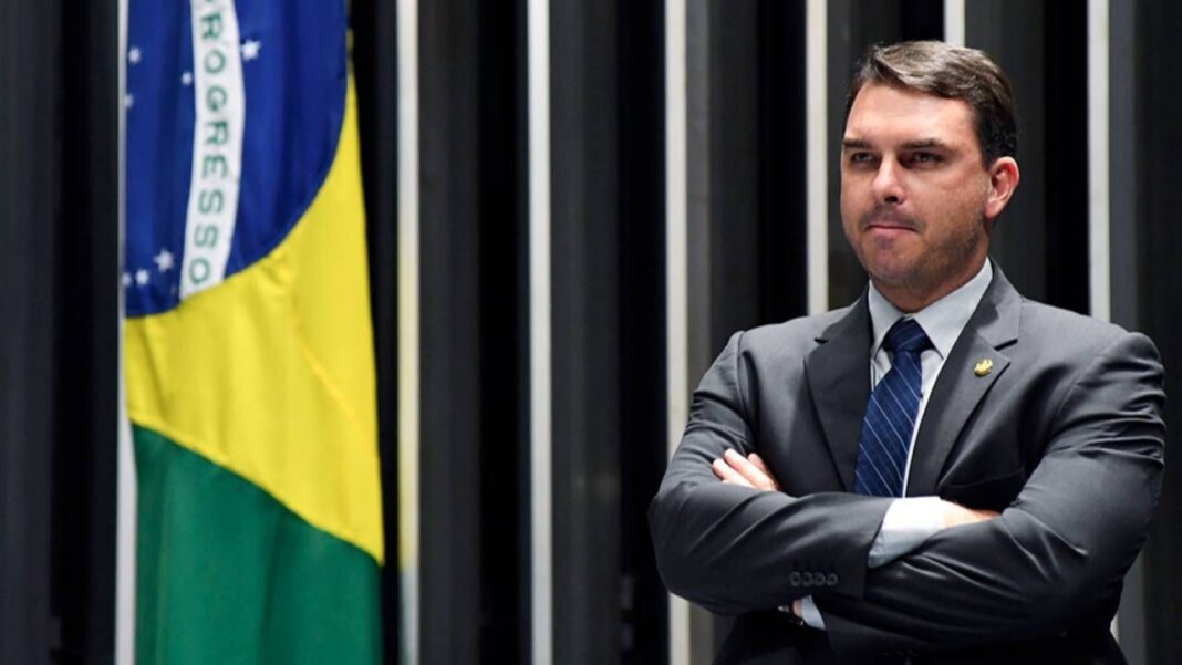 flavio-bolsonaro-agencia-senado-crop-20190518195156